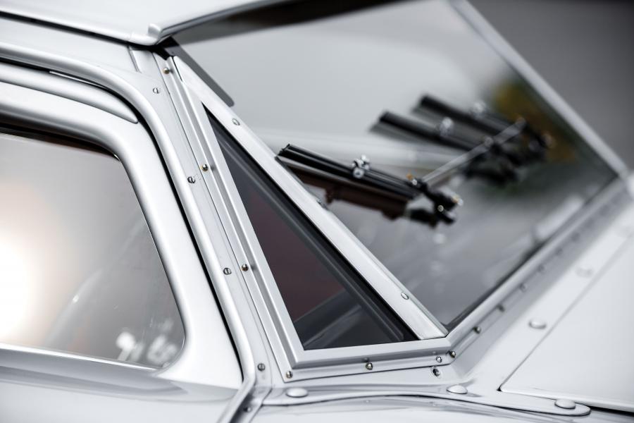 Детали экстерьера Voisin C28 Aerosport 1936 года  (фото 23 из 35)